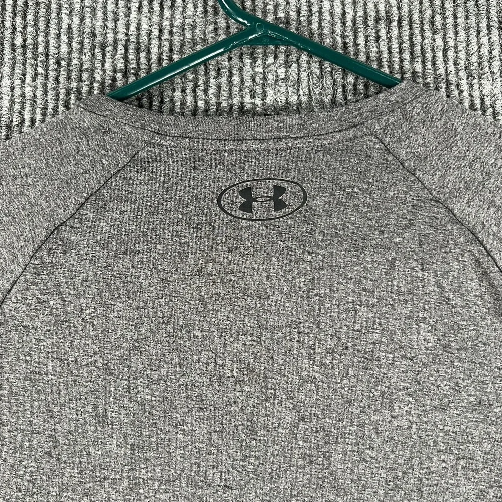 Under Armour Shirt Mens Large Gray Short Sleeve Tech Soft Active Gym‎ Casual